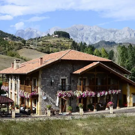 Hotel El Corcal De Liebana 3*
